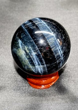 Load image into Gallery viewer, Hawkseye Tiger's eye (blue) Sphere 0160
